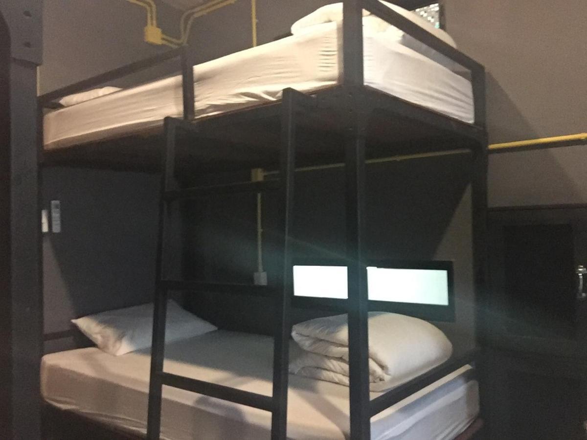 248 Street Hostel Чіангмай Екстер'єр фото
