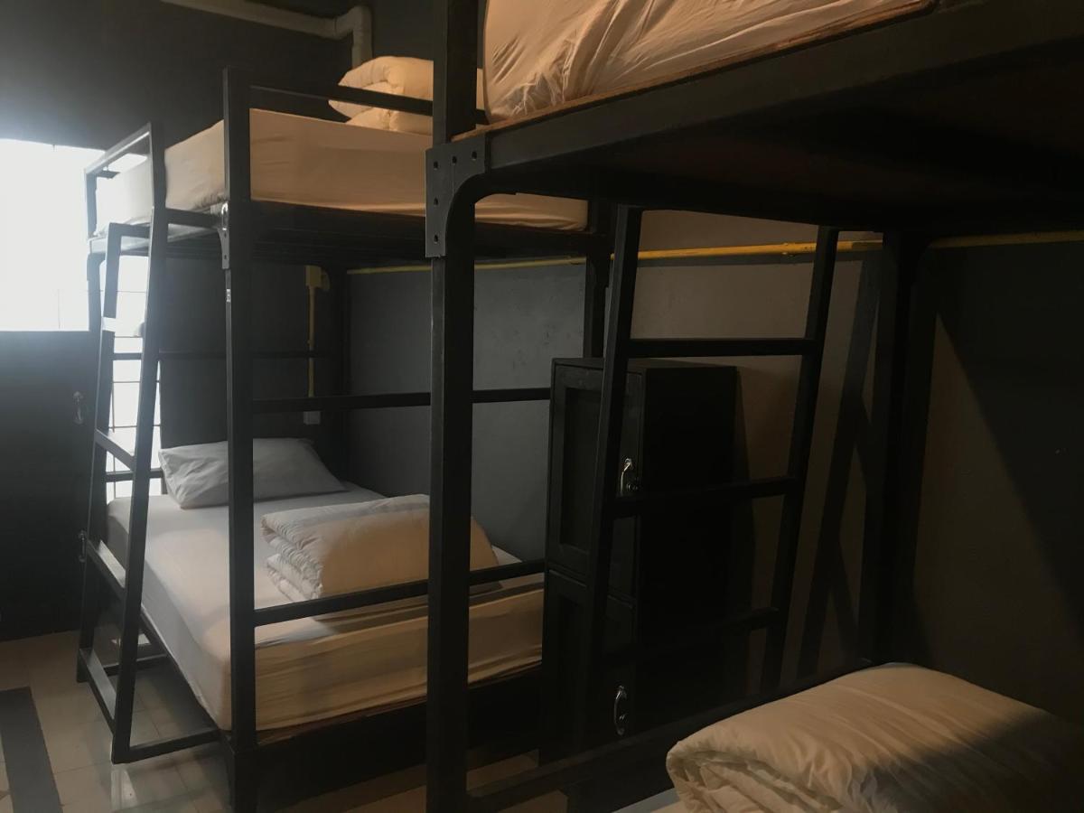 248 Street Hostel Чіангмай Екстер'єр фото
