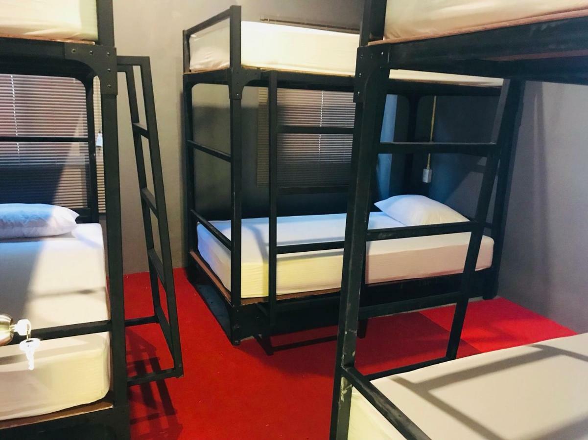 248 Street Hostel Чіангмай Екстер'єр фото
