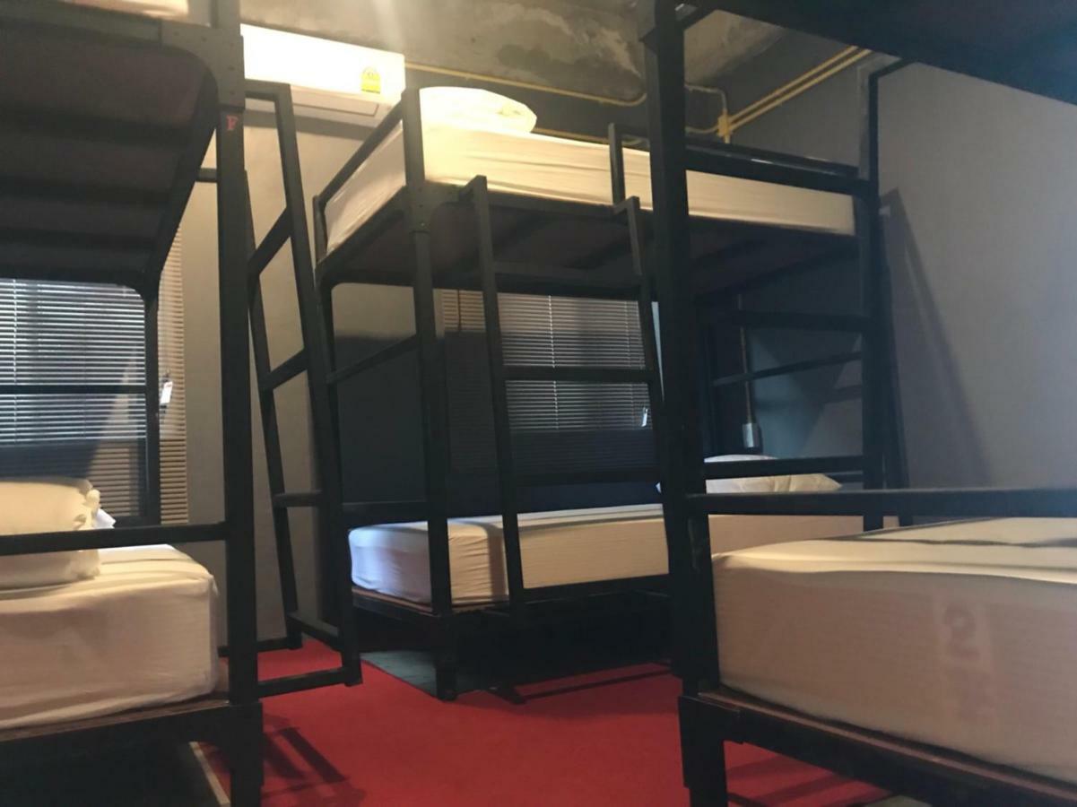 248 Street Hostel Чіангмай Екстер'єр фото