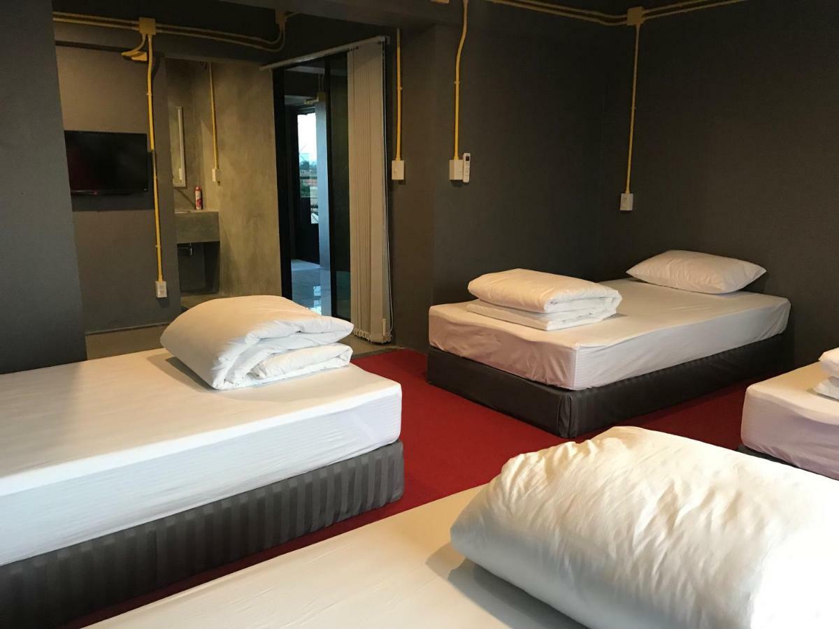 248 Street Hostel Чіангмай Екстер'єр фото