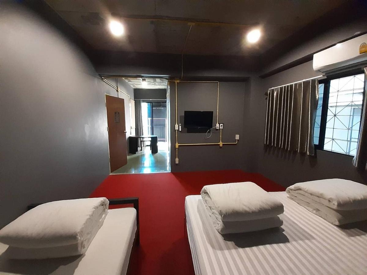 248 Street Hostel Чіангмай Екстер'єр фото